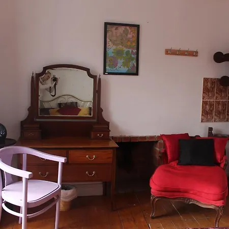 Artists House 게스트하우스 킨세일